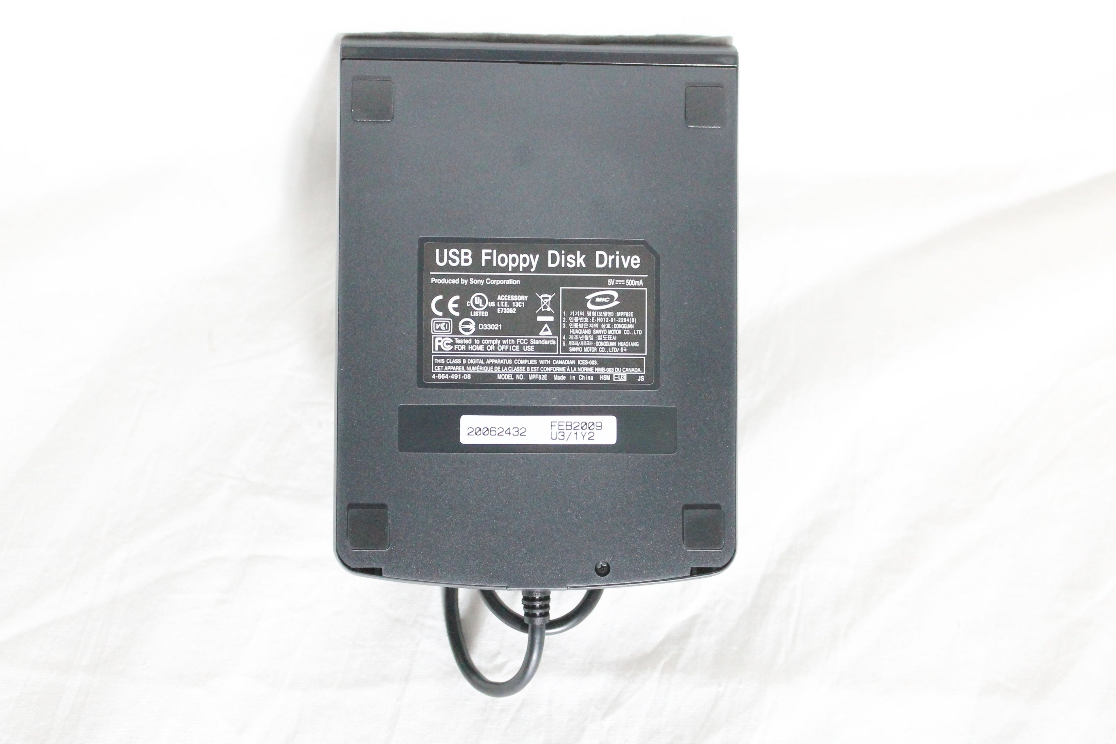 Floppy disk drive 3.5" USB Sony MPF82E