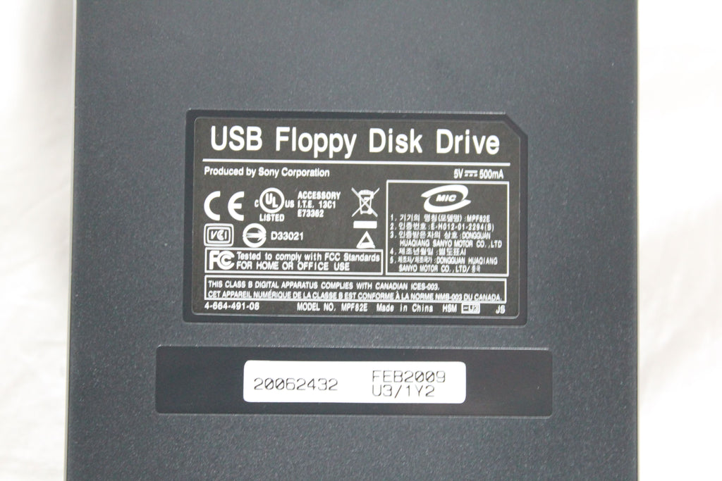 Floppy disk drive 3.5" USB Sony MPF82E