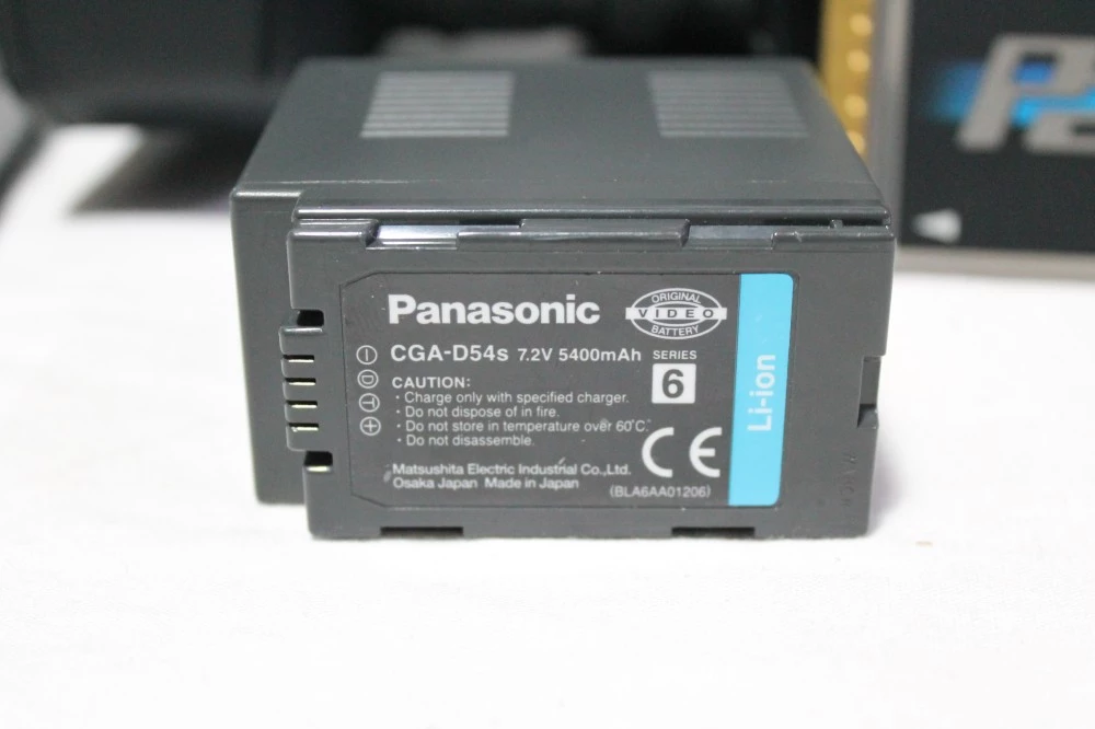 Video camera Panasonic AG-HVX200E DVCPRO HD MiniDV Mini DV card P2 16GB + 32 GB Full HD