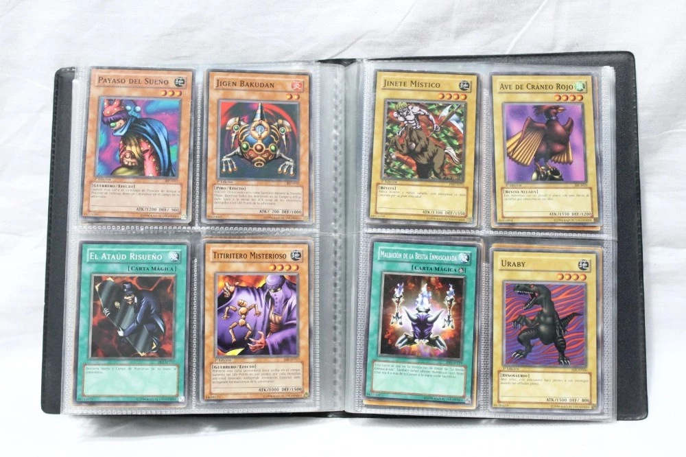 Collection lot 120 cards Yu-Gi-Oh! 1996 1st edition - Spanish - album