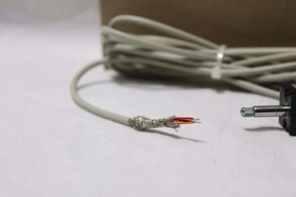 Novotechnik Linear Transducer TR10 TR-0010 TR0010