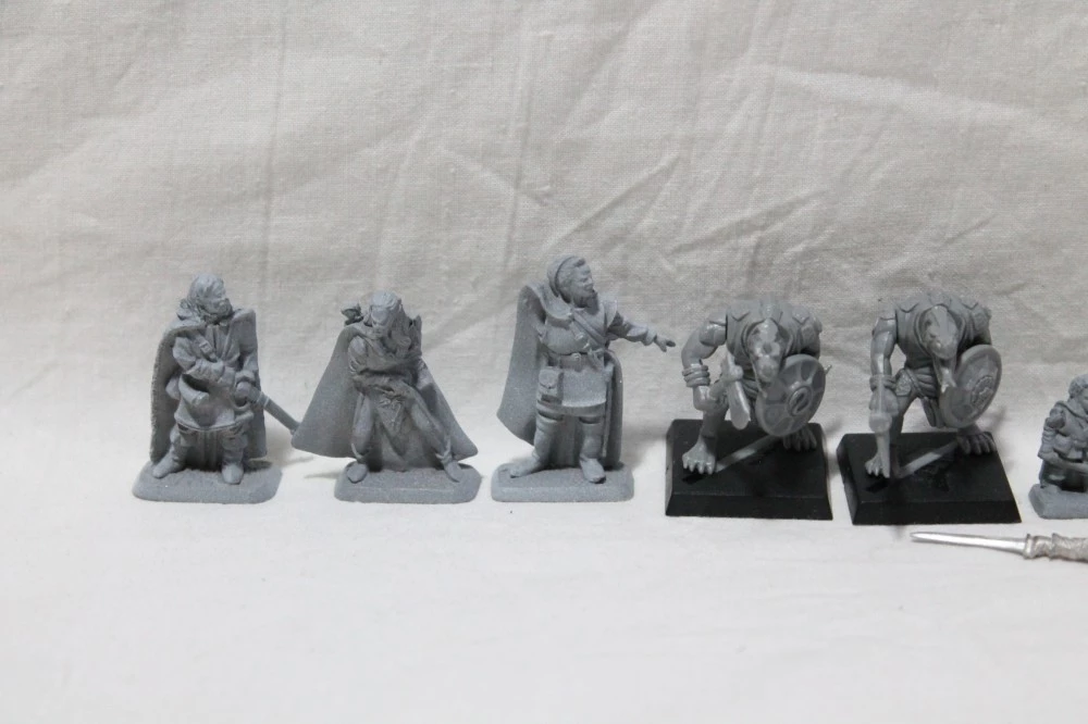 Lot of 45 figures Warhammer 1995 Games Workshop Wood Elves Citadel + box