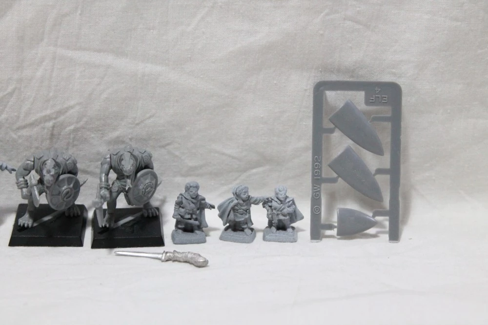 Lot of 45 figures Warhammer 1995 Games Workshop Wood Elves Citadel + box